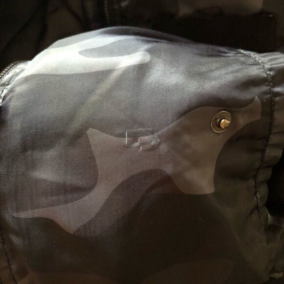 South Pole Boys Camo Bomber Jacket - Picture 6 of 6